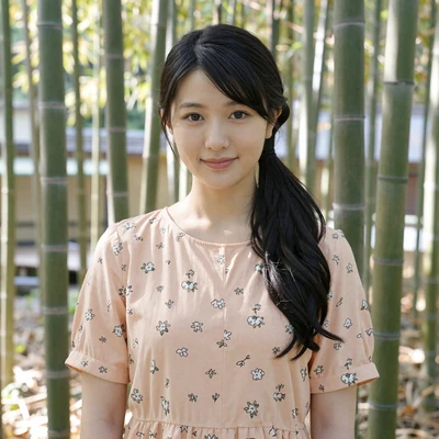 Hana, 26, Japanese woman from Kyoto ready to chat on Dating-bay