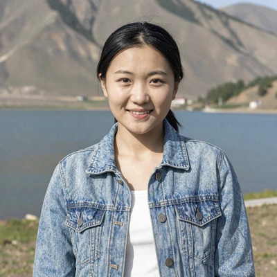 Aisuluu, 22, young Kyrgyz woman from Karakol near Issyk-Kul ready for meaningful connection